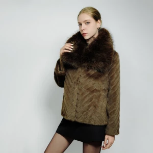 Eco-friendly Faux Fur Coats for Women's Casual Warm Overcoat Fluffy Winter Outerwear Jacket