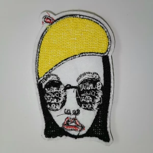 Fashion girl Towel show patch