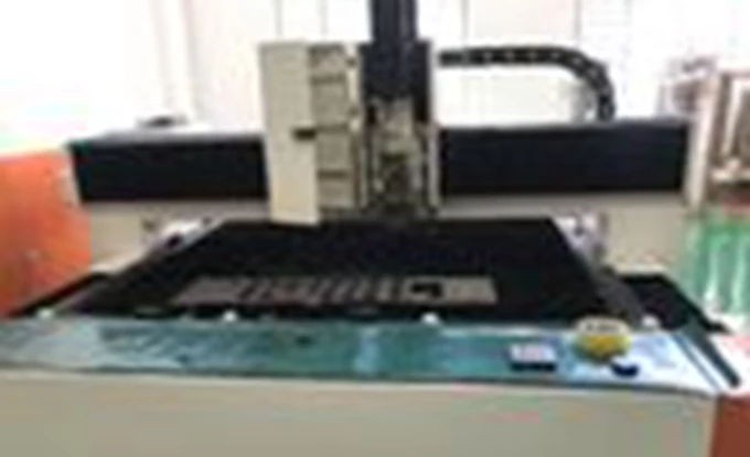 High Speed Precision FSheet Metal Laser Cutting Machine 500W 1000W 80m/min