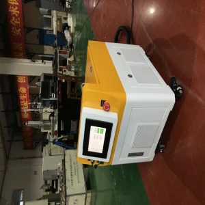 Handheld 100W 200W 300W IPG Pulsed Fiber Laser Cleaning Machine