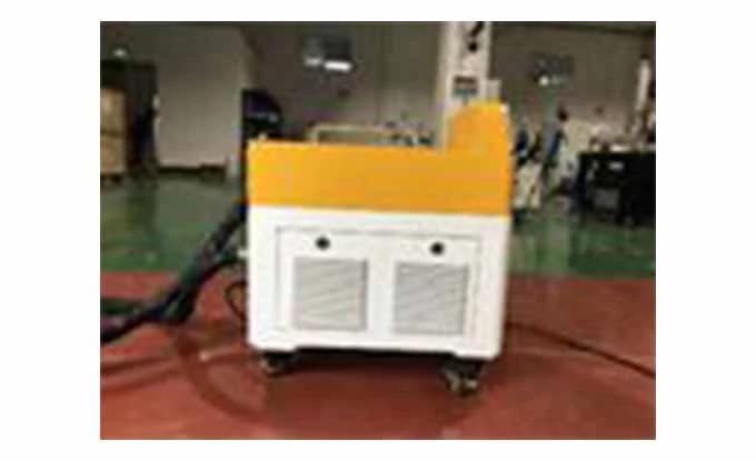 Handheld Rust Removal 100w 200w Laser Cleaning Machine