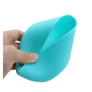 Protective silicone sleeve base for glass bottle