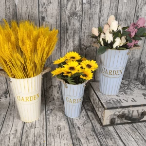 Wholesale garden vintage rustic decor zinc floor tall wrought galvanized vases metal bucket for barley/sunflowers/roses