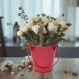 Red Colored metal bucket with handle 7"galvanized iron bucket for kids/ classroom/crafts and party gifts