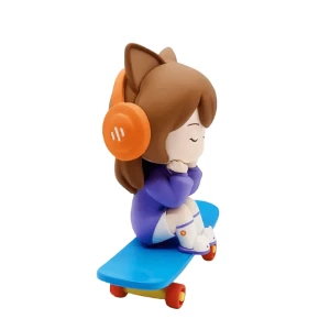 Hot Sale Colorful Small Size Skateboard ABS Popular Action Figure For Girls Customized Display Figure