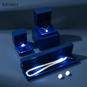 WEIMEI Custom Logo packaging necklace gift jewelry box Set Pink Led jewelry box high end jewelry packaging with light