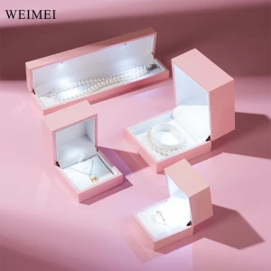 WEIMEI Custom Logo packaging necklace gift jewelry box Set Pink Led jewelry box high end jewelry packaging with light