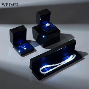 WEIMEI Custom Logo Light Flip Leather Earrings Necklace Bracelet Pendant Packaging Ring Jewelry Boxes with LED